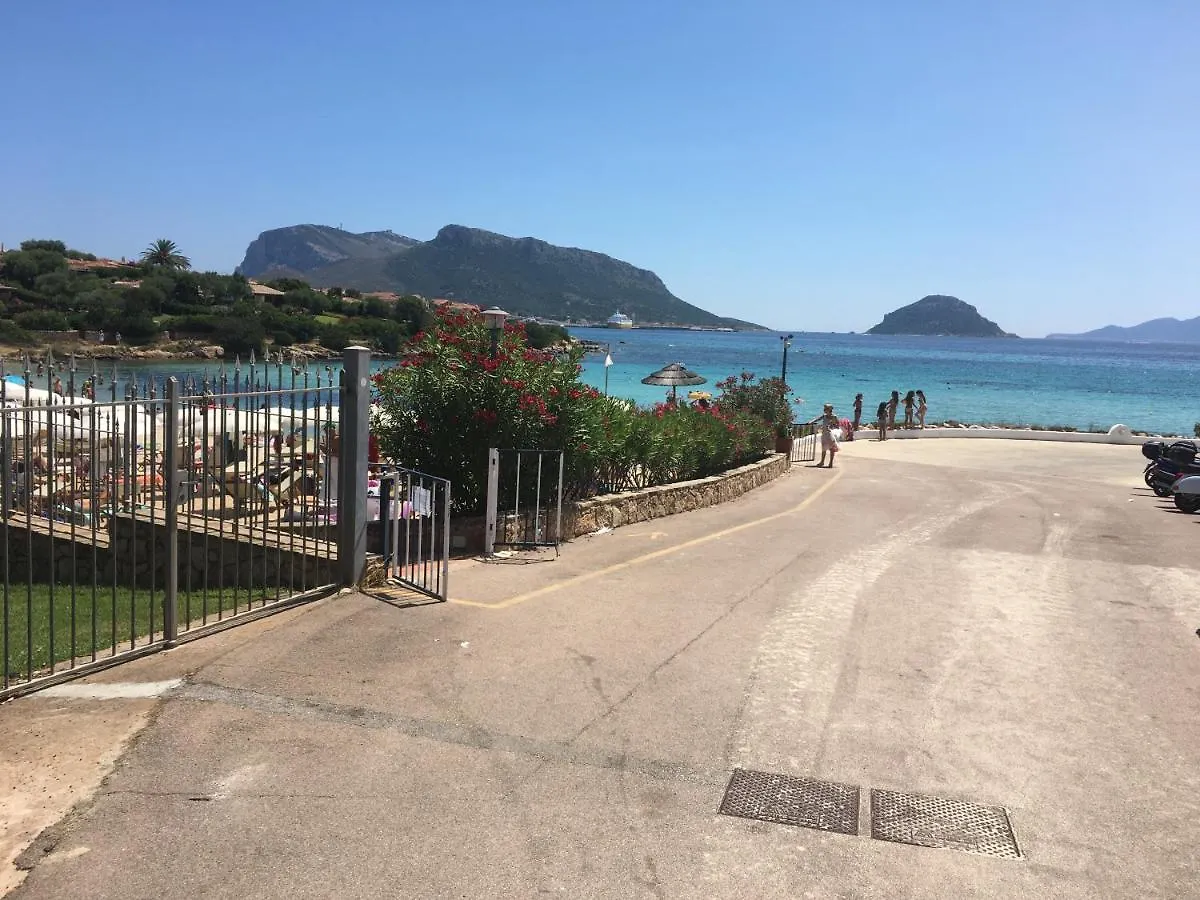 Holiday home Baia Caddinas Casa Con Vista Mare Golfo Aranci Villa