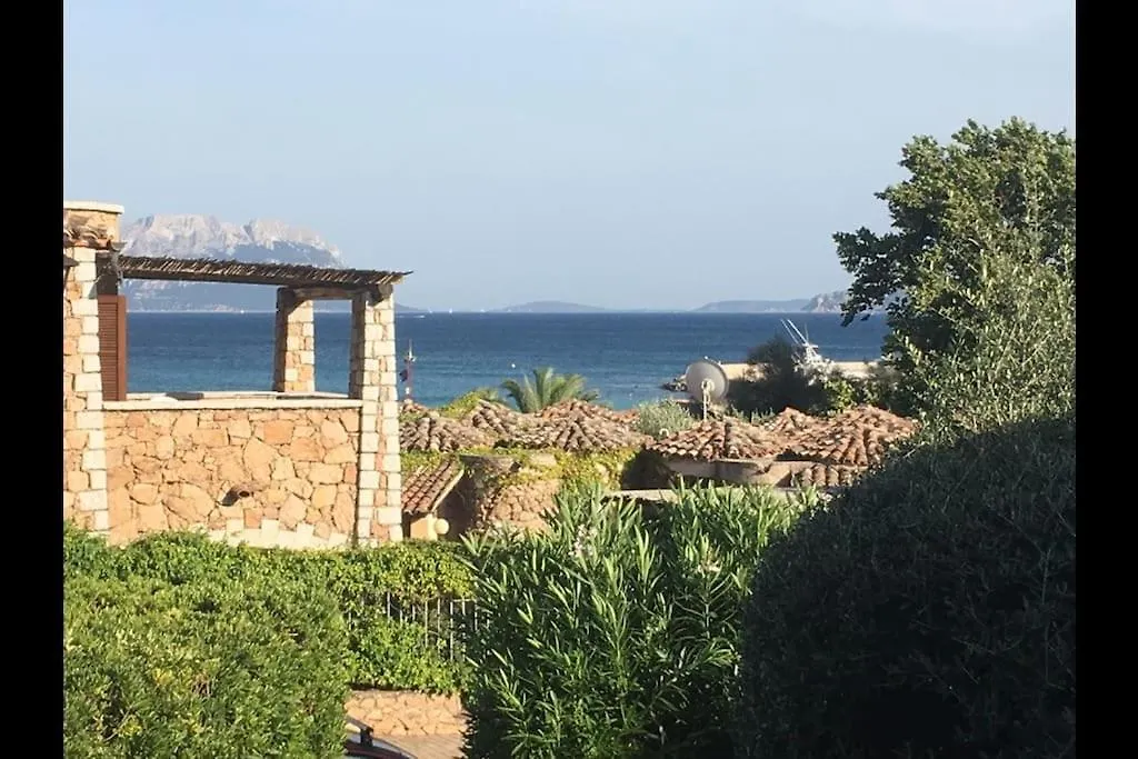 Baia Caddinas Casa Con Vista Mare Golfo Aranci Villa